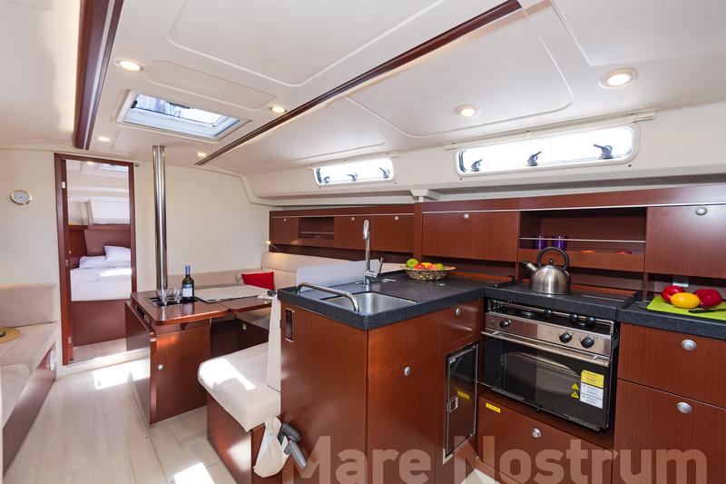 Book yachts online - sailboat - Hanse 385 - Mare Nostrum - rent