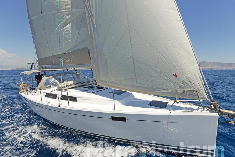 Book yachts online - sailboat - Hanse 385 - Mare Nostrum - rent