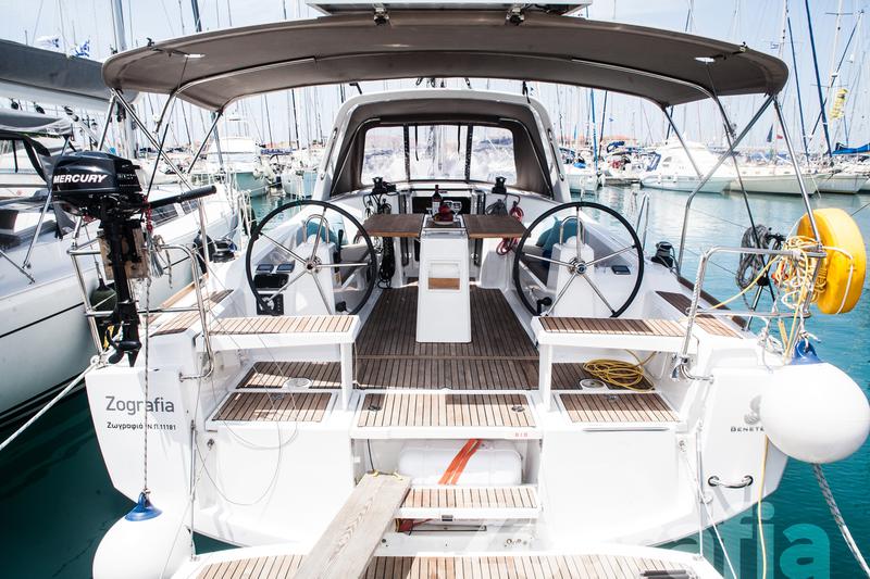 Book yachts online - sailboat - Oceanis 38 - Zografia - rent