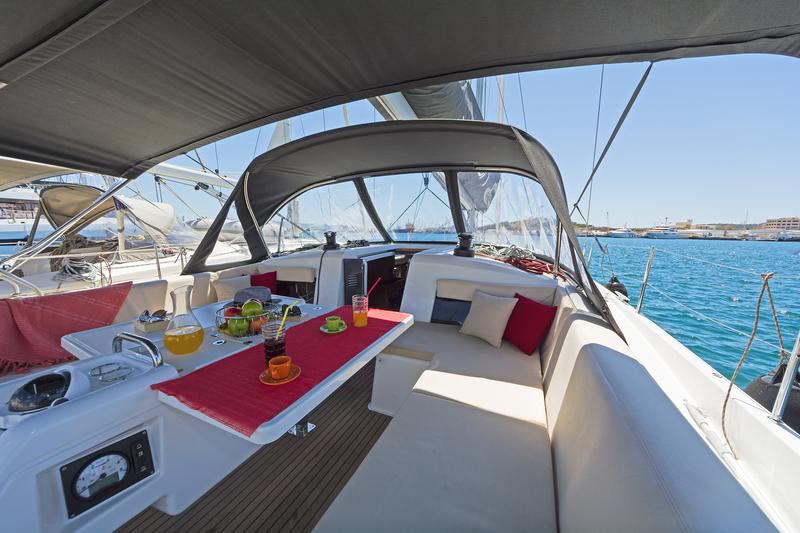 Book yachts online - sailboat - Sun Odyssey 490 - CAPTAIN GEORGE - rent