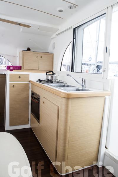 Book yachts online - catamaran - Lagoon 380 - Golf Charlie - rent