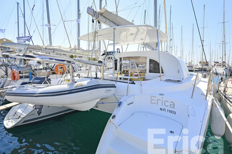 Book yachts online - catamaran - Lagoon 380 S2 - Erica - rent