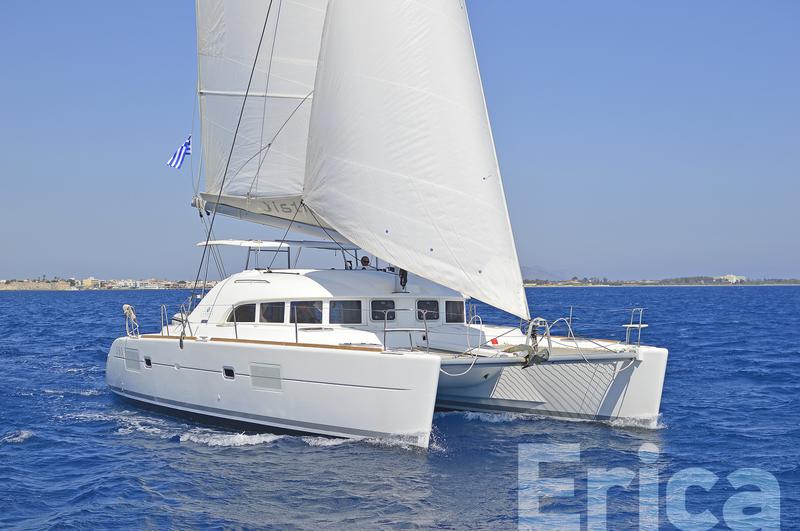 Book yachts online - catamaran - Lagoon 380 S2 - Erica - rent