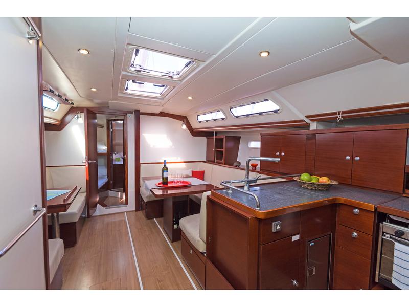 Book yachts online - sailboat - Hanse 430 - Panta Rhei - rent