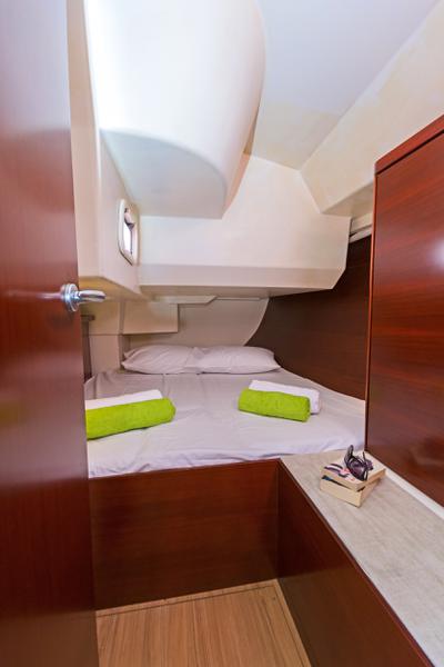 Book yachts online - sailboat - Hanse 430 - Panta Rhei - rent