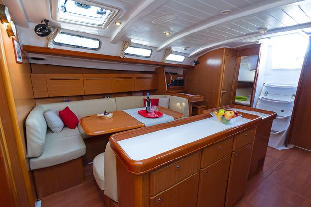 Book yachts online - sailboat - Cyclades 50.5 - Lady Kiki II - rent
