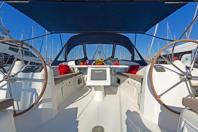 Book yachts online - sailboat - Cyclades 50.5 - Lady Kiki II - rent