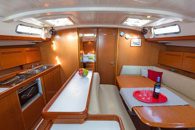 Book yachts online - sailboat - Cyclades 50.5 - Lady Kiki II - rent