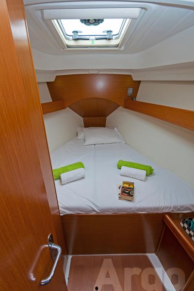 Book yachts online - sailboat - Cyclades 43.4 - Argo - rent