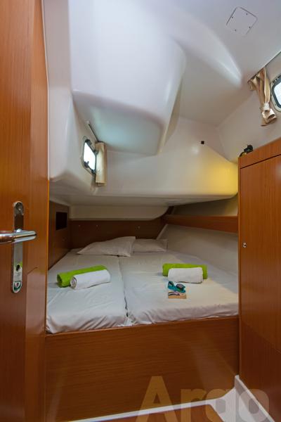 Book yachts online - sailboat - Cyclades 43.4 - Argo - rent