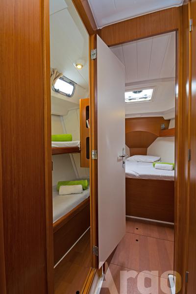 Book yachts online - sailboat - Cyclades 43.4 - Argo - rent