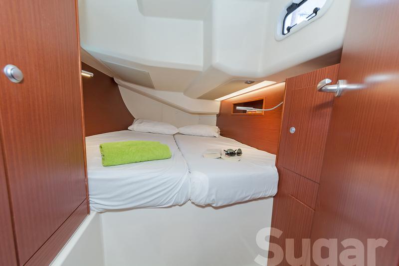 Book yachts online - sailboat - Hanse 455 - SUGAR - rent