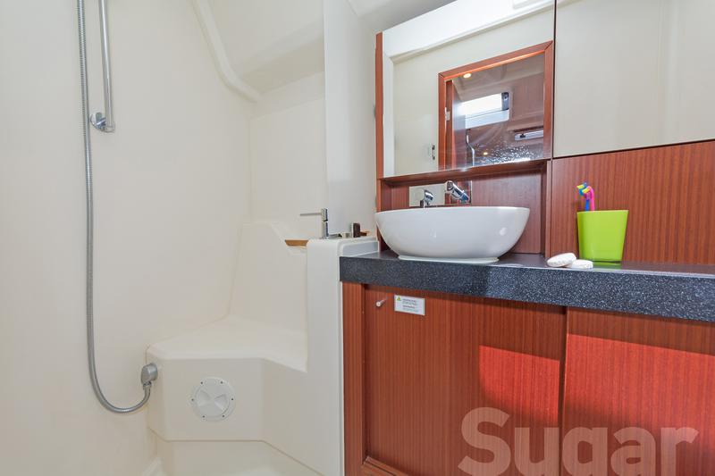 Book yachts online - sailboat - Hanse 455 - SUGAR - rent