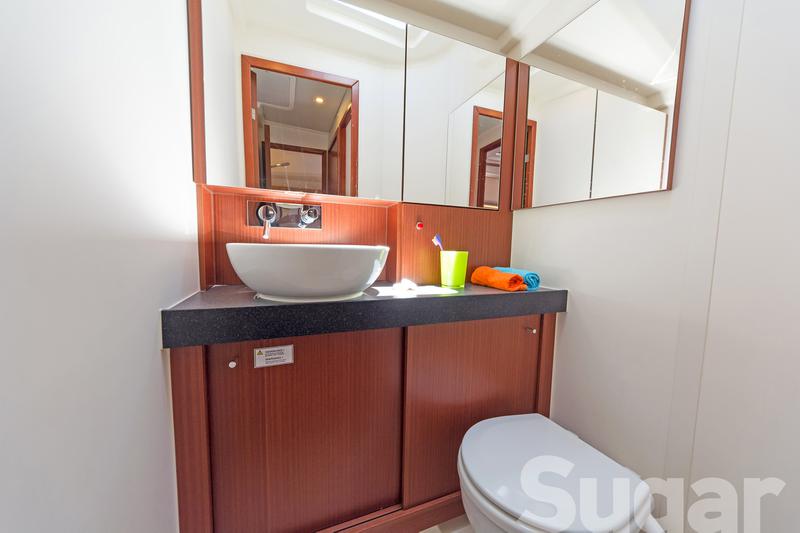 Book yachts online - sailboat - Hanse 455 - SUGAR - rent