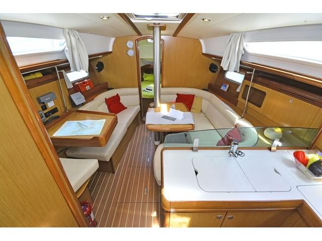 Book yachts online - sailboat - Sun Odyssey 36i - Candy - rent