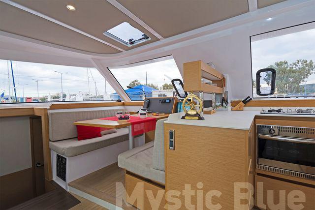 Book yachts online - catamaran - Nautitech Open 40 - MYSTIC BLUE - rent