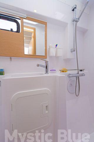 Book yachts online - catamaran - Nautitech Open 40 - MYSTIC BLUE - rent