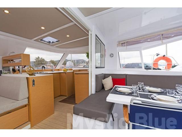 Book yachts online - catamaran - Nautitech Open 40 - MYSTIC BLUE - rent