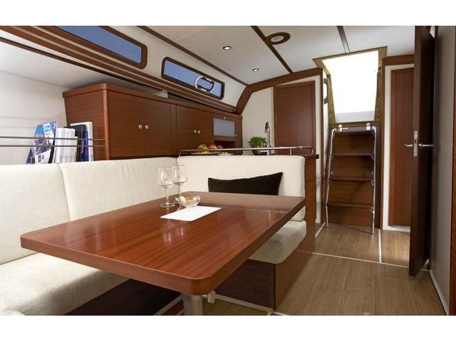 Book yachts online - sailboat - Hanse 400. - AEOLUS - rent