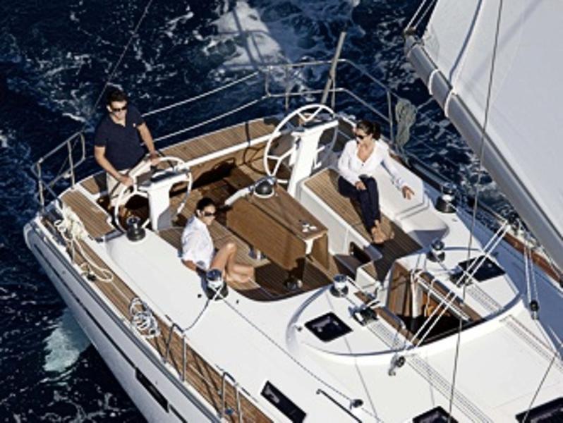 Book yachts online - sailboat - Bavaria Cruiser 46 - Taifun - rent