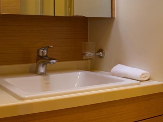 Book yachts online - motorboat - Cyrus 13.8 Flybridge - Punta I - rent