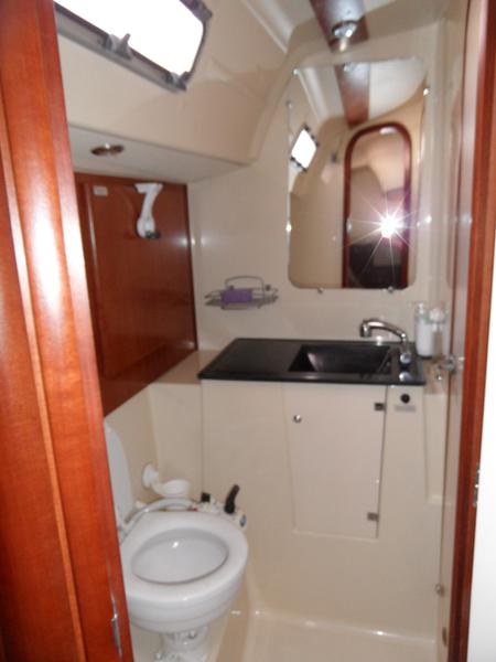 Book yachts online - sailboat - Dufour 425 GL - Oversea - rent