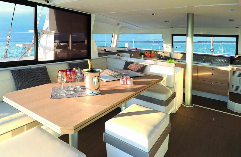 Book yachts online - catamaran - Bali 4.3 - Hogwarts - rent