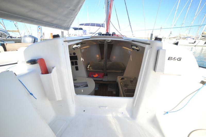 Book yachts online - sailboat - Beneteau 25 Platu - Athos - rent