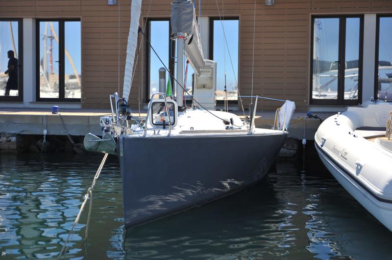 Book yachts online - sailboat - Beneteau 25 Platu - Athos - rent