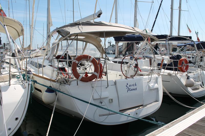Book yachts online - sailboat - Sun Odyssey 439 - Earth Planet - rent