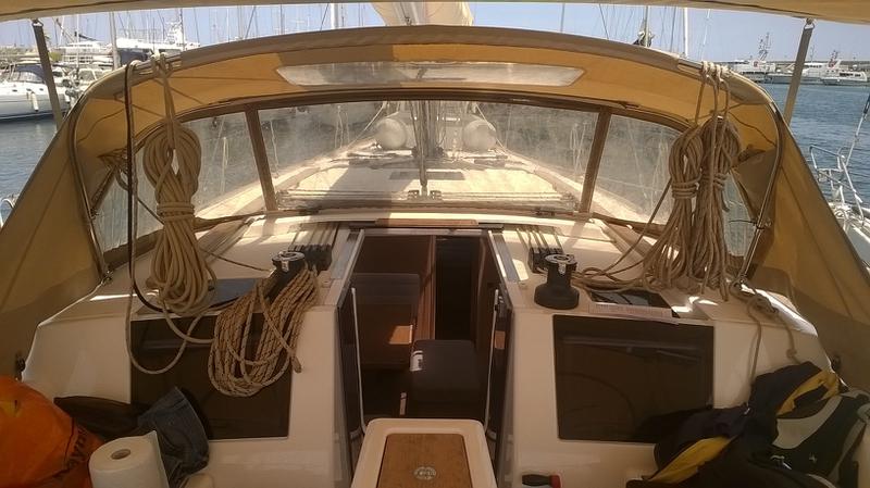 Book yachts online - sailboat - Dufour 460 - Neptune Planet - rent