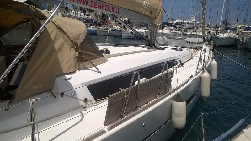 Book yachts online - sailboat - Dufour 460 - Neptune Planet - rent