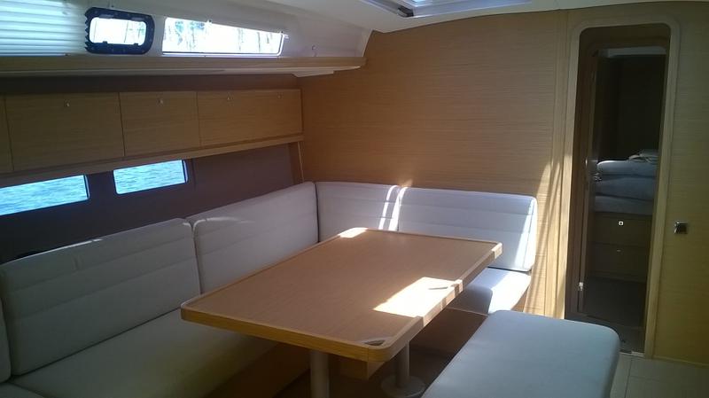 Book yachts online - sailboat - Dufour 460 - Neptune Planet - rent