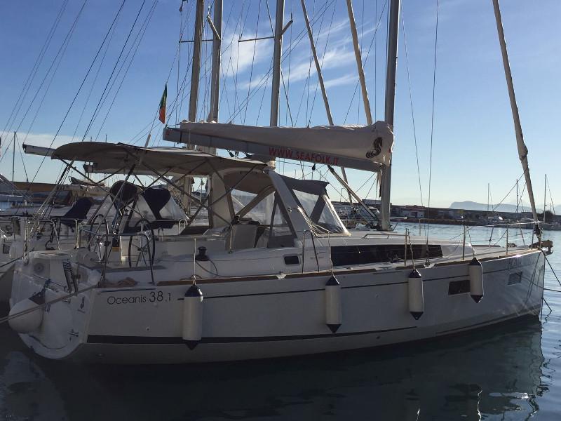 Book yachts online - sailboat - Oceanis 38.1 - Galatea - rent