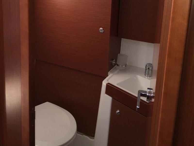 Book yachts online - sailboat - Oceanis 38.1 - Galatea - rent