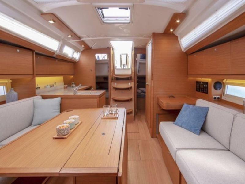 Book yachts online - sailboat - Dufour 390 Grand Large - D 390 NEW  - rent