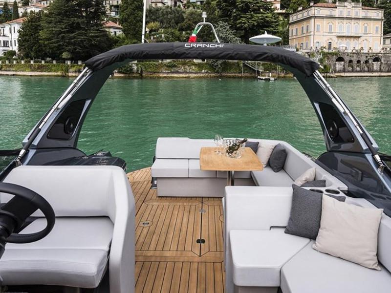 Book yachts online - motorboat - Cranchi Z35 - Vito - rent