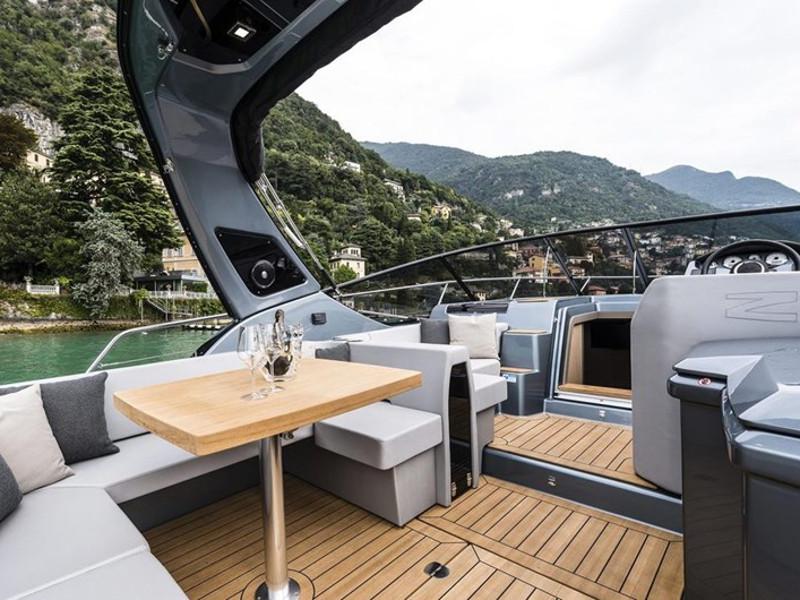 Book yachts online - motorboat - Cranchi Z35 - Vito - rent