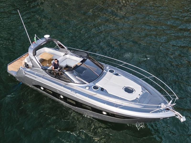 Book yachts online - motorboat - Cranchi Z35 - Vito - rent