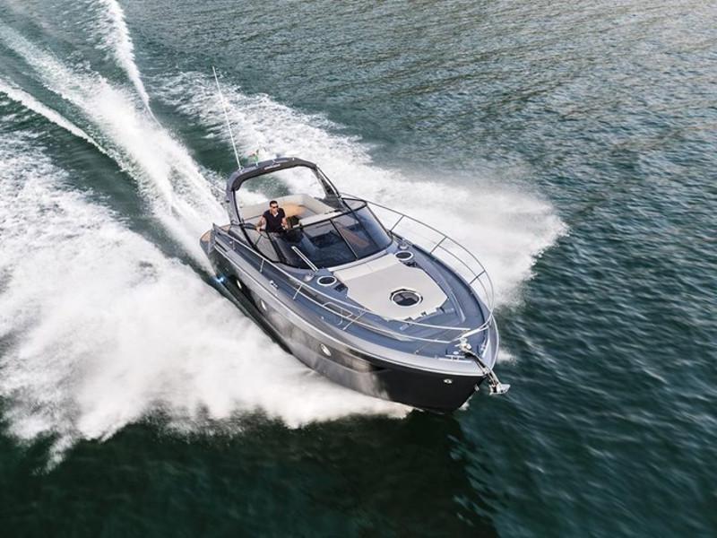 Book yachts online - motorboat - Cranchi Z35 - Vito - rent
