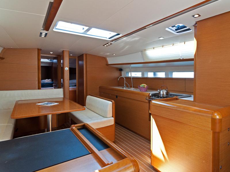 Book yachts online - sailboat - Sun Odyssey 509 - Aqua Kiss  - rent