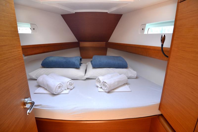 Book yachts online - sailboat - Sun Odyssey 449 - Ventus - rent