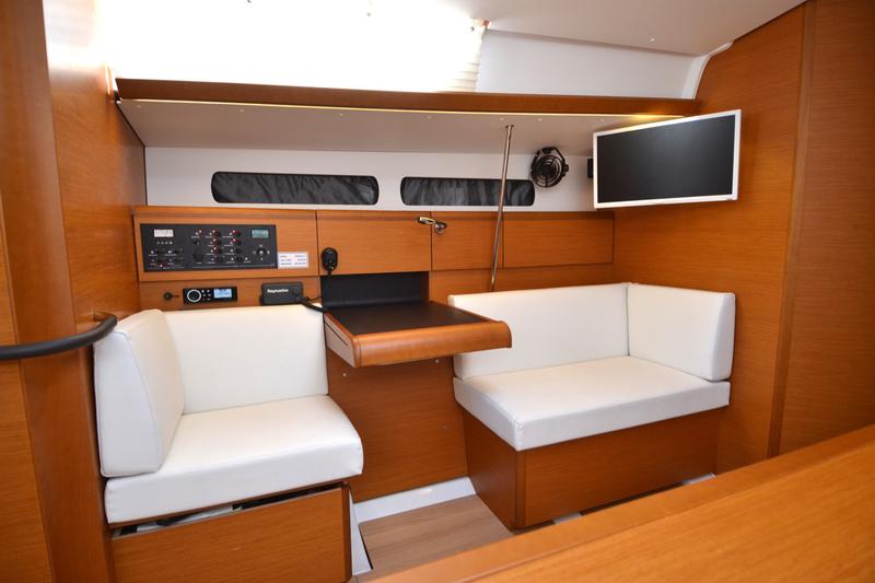 Book yachts online - sailboat - Sun Odyssey 449 - Ventus - rent