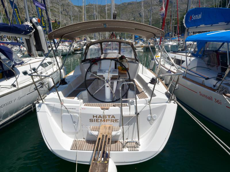 Book yachts online - sailboat - Sun Odyssey 33i - Hasta Siempre - rent