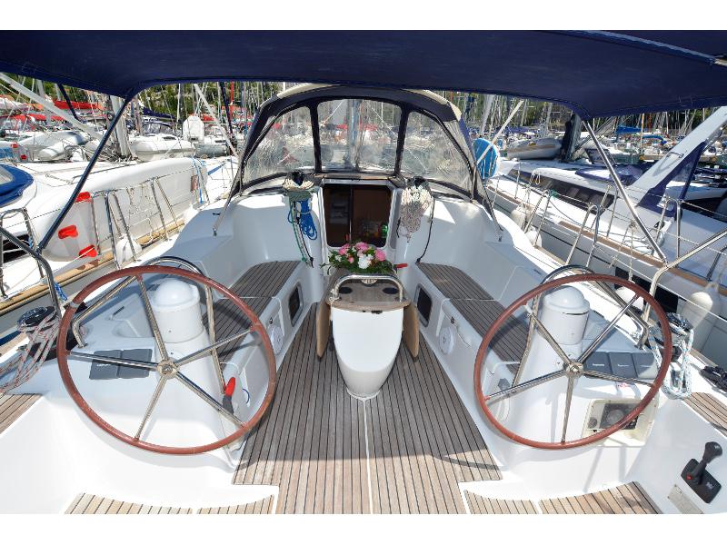 Book yachts online - sailboat - Sun Odyssey 42i - Sea Kiss - rent