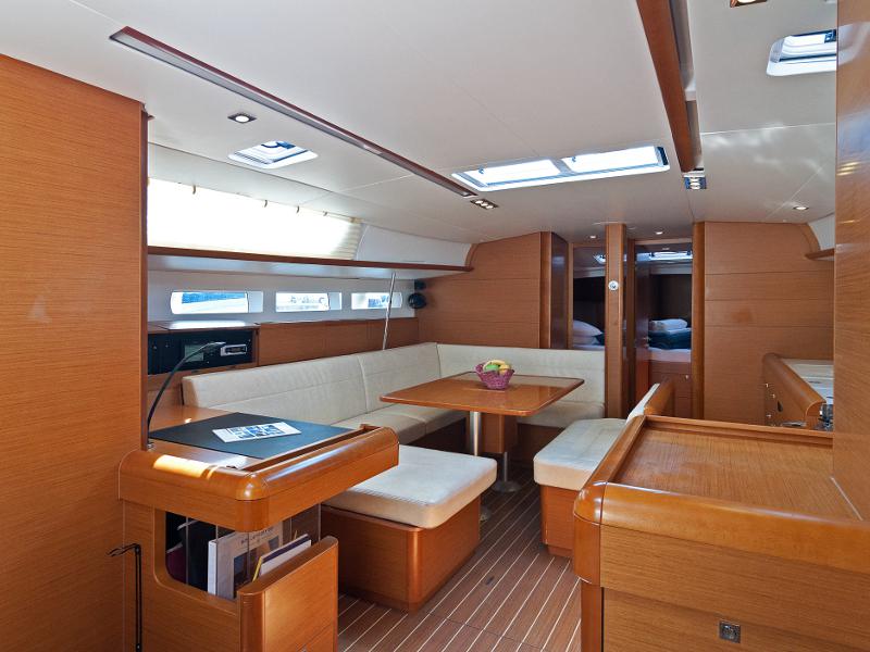 Book yachts online - sailboat - Sun Odyssey 509 - Sky Kiss - rent