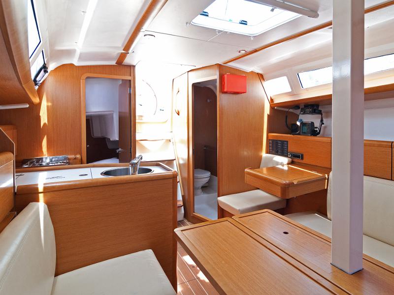 Book yachts online - sailboat - Sun Odyssey 33i - Buena Suerte - rent