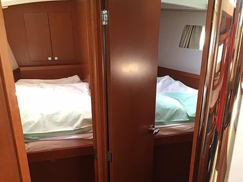 Book yachts online - sailboat - Oceanis 45 V - Viki - rent