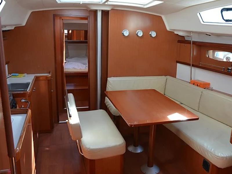 Book yachts online - sailboat - Oceanis 43 BS - Blue Star II - rent