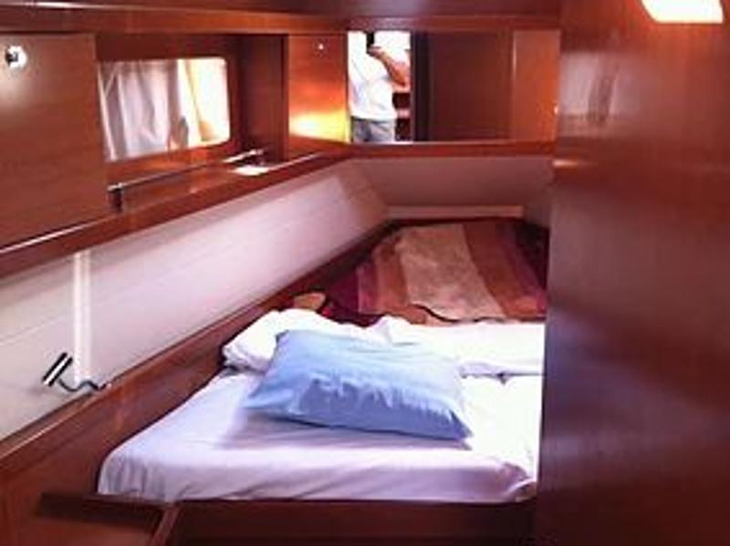 Book yachts online - sailboat - Oceanis 41 S - Slunicko - rent